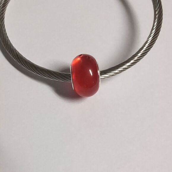 Red Charm for Pandora Style Bracelet - Picture 3 of 4